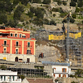 Positano, 18 maggio si inaugurano parcheggio di Liparlati e vettore meccanico per il cimitero