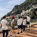 Positano, Fabio Fusco tutor scientifico per un giorno: «Stupore, curiosità, voglia di apprendere: questi bambini sono straordinari»