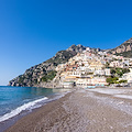 Positano riconferma la "Bandiera Verde": le sue spiagge selezionate dai pediatri perché ideali per i bambini