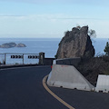 Positano, rubato il semaforo sul cantiere lungo la Statale Amalfitana /Foto