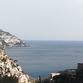 Positano, tutti negativi i test rapidi sulla catena dei contatti innescata da una passeggiata in spiaggia