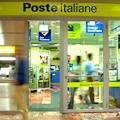 Poste chiuse di pomeriggio, protesta al Comune