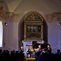 Ravello Concert Society: dalla musica classica al blues, stasera all'Annunziata le donne dell'Aura Trio