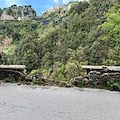 Ravello, parapetto della provinciale sgretolato. Immagine di un territorio abbandonato [FOTO]