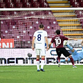 Salernitana raggiunta al 98° dal Cagliari. Al rigore di Verdi risponde per gli ospiti Altare