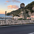 Salernitana, spunta a Cetara striscione di protesta: "Basta con questa farsa, liberatela"