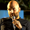 Saviano a Ravello contro De Luca: «Non esiste che un festival cancelli ospiti non graditi»