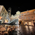 Sorpreso ad urinare sulle scale del Duomo di Amalfi, turista sanzionato 