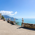 Su “Vogue” il racconto di un meraviglioso viaggio tra Positano e Ravello