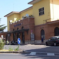 Tensione alla stazione di Cava, ferito un Carabiniere. E' caccia all'uomo