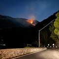 Torna a bruciare la Costiera Amalfitana: nuovo incendio a Maiori