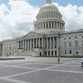 Usa, uomo si schianta con la sua auto contro il cancello di Capitol Hill poi si toglie la vita 