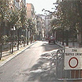 Via Atenolfi, "rafforzata" l'isola pedonale