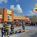 Vigili del Fuoco, a Salerno la XIII edizione di “Babbo Natale che viene dal cielo”