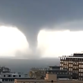 Violenta tromba d'aria a Salerno, danni ingenti nella zona di Torrione [FOTO-VIDEO]