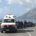 Voleva farla finita lanciandosi dalla Statale Amalfitana: Carabinieri salvano 56enne a Positano 