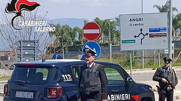 Angri, tentano omicidio in concorso: tre arresti 