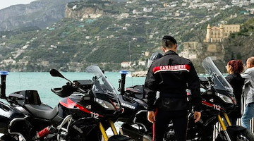 Arrestate 106 persone per violenza di genere e sequestrati 325 kg di droga: il bilancio 2024 del Comando Provinciale dei Carabinieri di Salerno