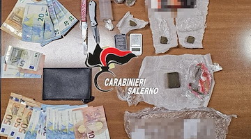 Arrestati tre pusher nel salernitano, sequestrato più di un chilo di droga