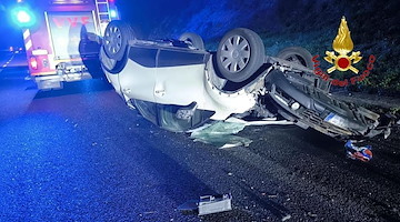 Auto ribaltata sull'autostrada A30: morto 42enne di San Giuseppe Vesuviano 