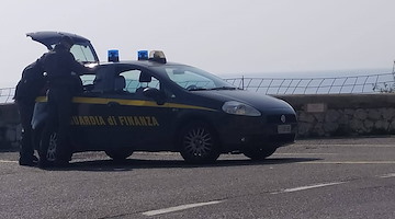 Camorra, a Salerno confiscati beni per 3 milioni: nel mirino chalet sul lungomare e immobili di pregio