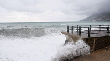 Campania, prorogata l'allerta meteo per venti forti con raffiche e mare agitato