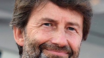 Franceschini (Pd): «Ai figli solo il cognome della madre, è ora di colmare un vuoto legislativo»