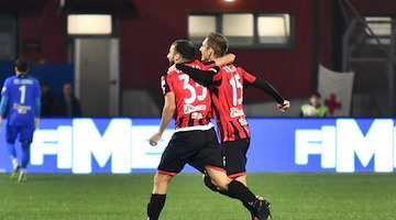 Il Sorrento rimonta e vince contro il Foggia: 2-1 il finale