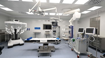 Nocera Inferiore, inaugurate le nuove sale operatorie con piattaforma robotica chirurgica all'Ospedale Umberto I 