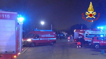 Perdita di ammoniaca all'interno di un'azienda: morto operaio 19enne ad Aversa 