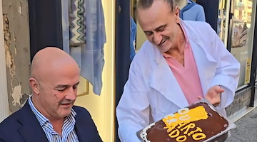 Sorrento d'Autore, Gianluigi Nuzzi e il gelato di Antonio Cafiero: un omaggio a "Quarto Grado"