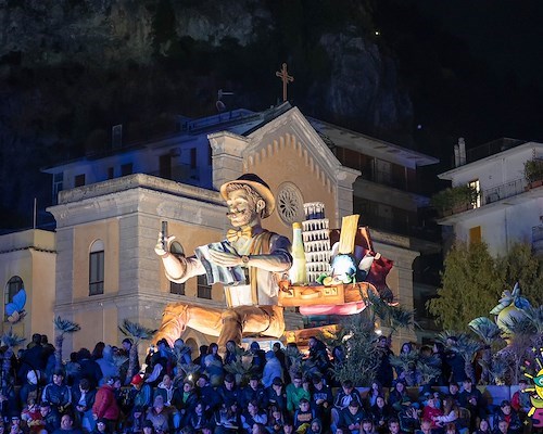 Gran Carnevale Maiorese: 23 novembre presentazione dei bozzetti dei carri allegorici