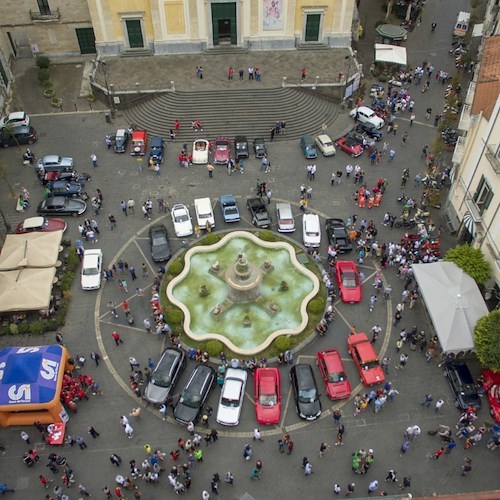 Raduno di Auto e Moto d'epoca a Cava de' Tirreni<br />&copy; Vecchi Rombi Club