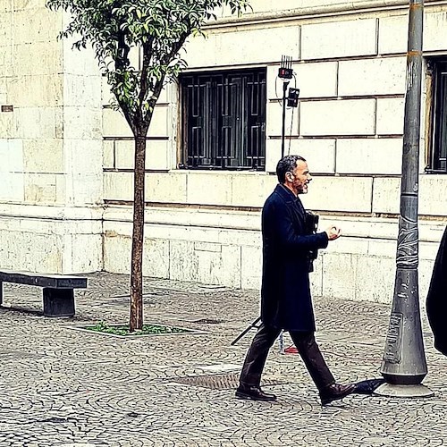 A Salerno continuano le riprese di Vincenzo Malinconico, il corso cittadino diventa set a cielo aperto<br />&copy; Matteo Pisani