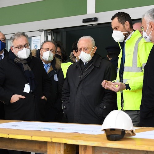 Vincenzo De Luca all'aeroporto di Salerno<br />&copy; Vincenzo De Luca