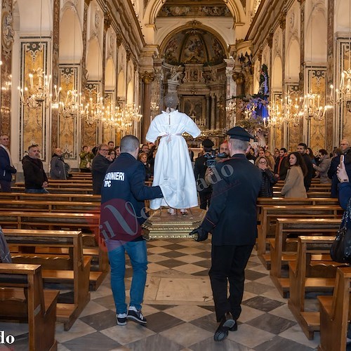 La Madonna del Pino torna a casa: riconsegnata alla comunità di Pastena di Amalfi la statua rubata 9 anni fa<br />&copy; Leopoldo De Luise, Il Vescovado