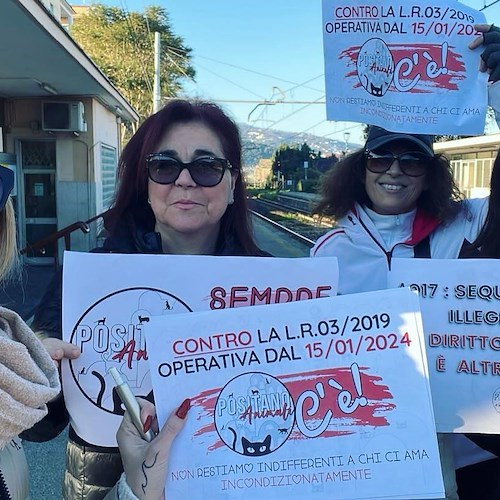 Anagrafe canina: Positano Animali alla manifestazione per dire no alla sospensione della procedura sulla tracciabilità<br />&copy; Positano Animali