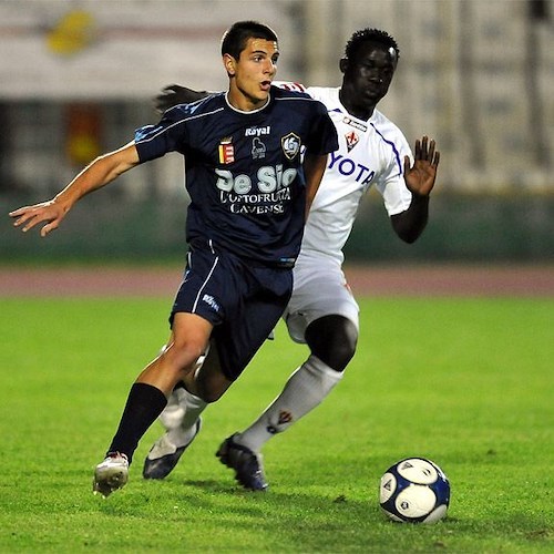 Fase del match d'apertura della categoria allievi: Cavese-Fiorentina