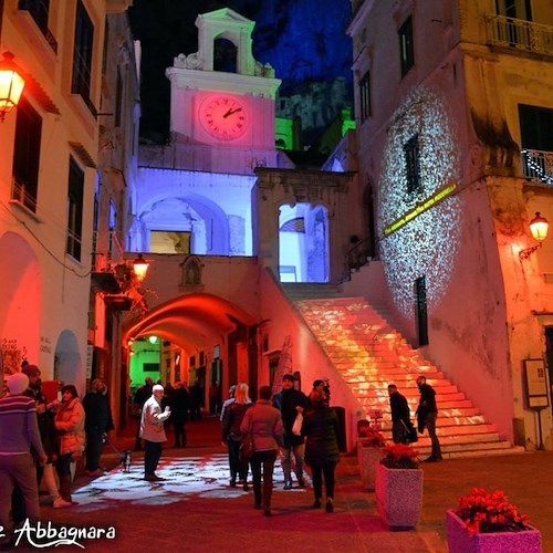 Atrani in rosso contro la violenza sulle donne: 25 novembre un momento di riflessione in Piazza<br />&copy; Michele Abbagnara