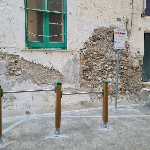 Atrani: installate le attrezzature ginniche finanziate dal PNRR