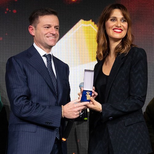 Biglietto d'Oro, Paola Cortellesi premiata dal sindaco di Sorrento per il film C'è ancora domani<br />&copy; Comune di Sorrento