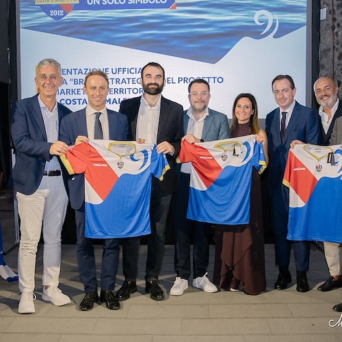 Presentazione F.C. Costa d'Amalfi<br />&copy; Michele Abbagnara