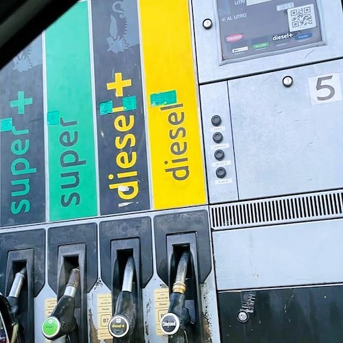 Rincari benzina e diesel<br />&copy; Maria Abate