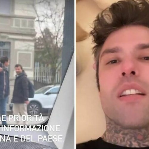 Fedez deride i giornalisti<br />&copy; Fedez