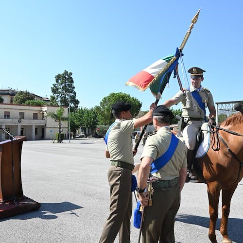 il Colonnello Luigi D’Altorio cede il comando al parigrado Nicola Iovino