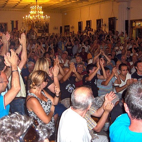 Tifosi aquilotti a Palazzo