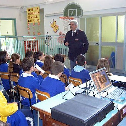 Rese a scuola tra i bambini