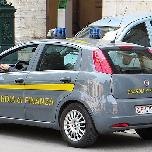 Auto di servizio Guardia di Finanza<br />&copy; Commons Wikimedia