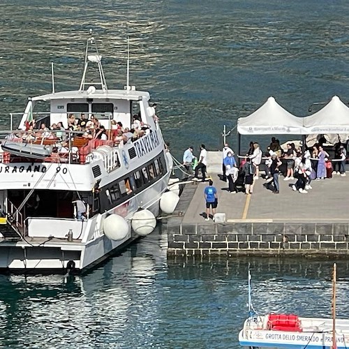 Costa d'Amalfi, l'appello dei Sindaci al Prefetto: «Equilibrio sulla paventata riduzione degli accosti delle vie del mare»