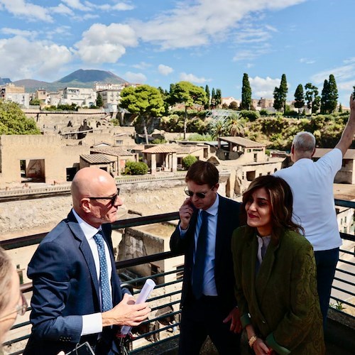 Jeffrey Prescott: Ambasciatore della Missione USA in visita al Parco Archeologico di Ercolano